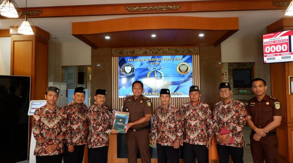 Kejari Badung menerima audiensi LDII Bali untuk kolaborasi lanjutan terkait penyuluhan hukum. Foto: LINES.