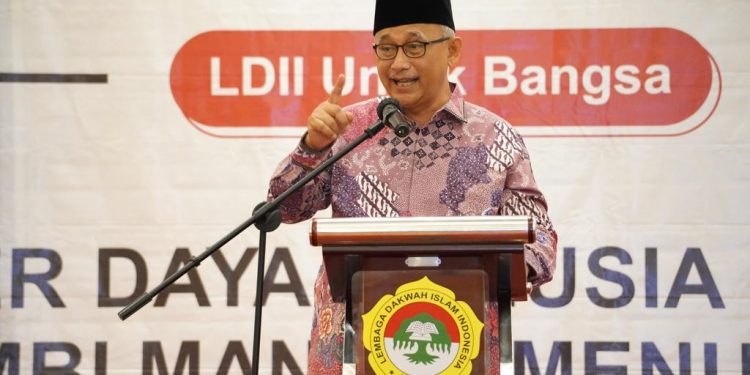 Ketum LDII KH Chriswanto Santoso mengingatkan, tidak bijak memamerkan kekayaan ketika ekonomi sedang tidak baik-baik saja. Foto: LINES.