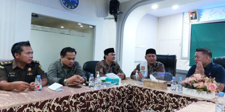 DPD LDII Kota Cirebon berkunjung ke kantor Kejaksaan Negeri Kota Cirebon, pada Selasa (14/3). Foto: LINES.