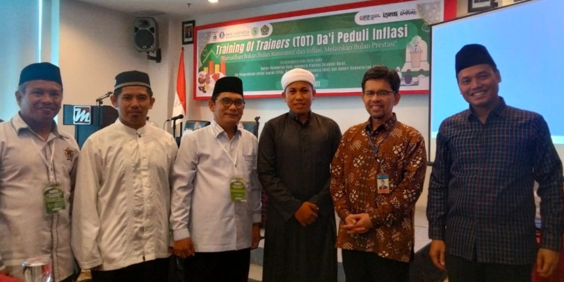 Training of Trainers (ToT) Da'i Peduli Inflasi yang digelar Bank Indonesia Perwakilan Sulbar bekerja sama dengan Pengurus Majelis Ulama (MUI) Provinsi Sulbar. Foto: LINES.