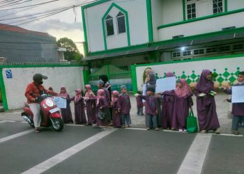 LDII Duren Tiga Jaksel Ajarkan Berbagi Sejak Usia Dini