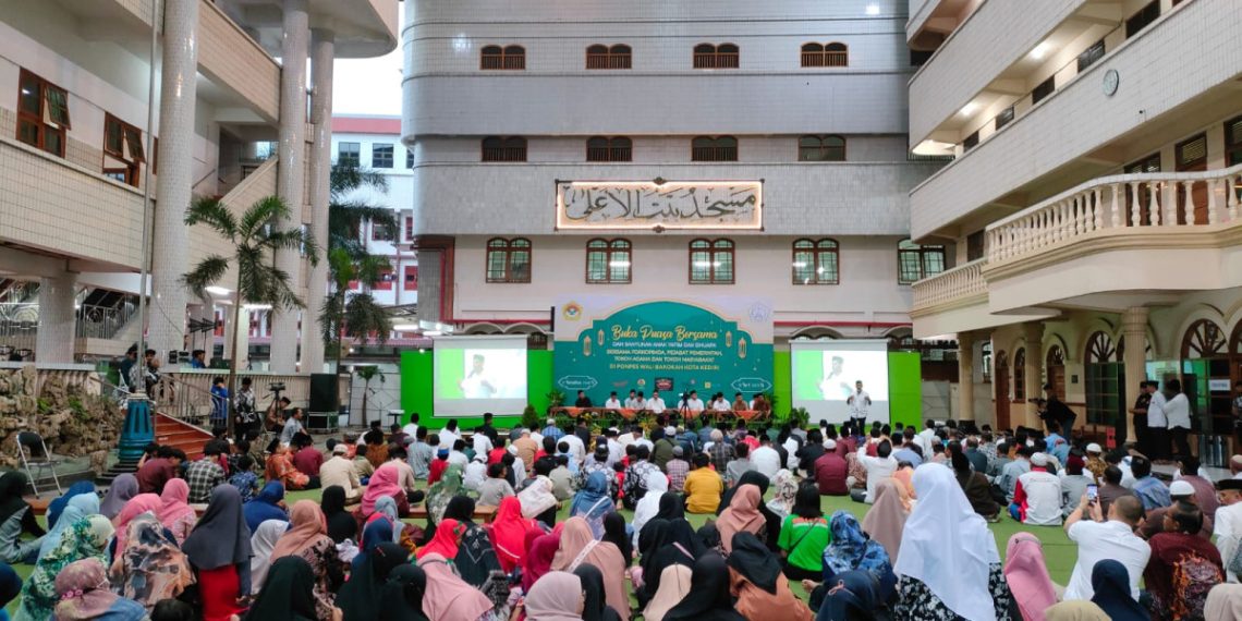 Buka Puasa Bersama Ponpes Wali Barokah Kediri