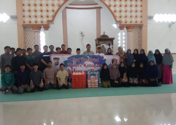 Polres Kotabaru Salurkan Paket Buka Puasa di Ponpes LDII