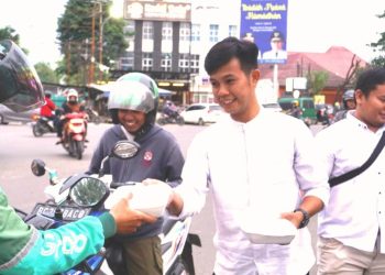 LDII Palembang Berbagi Takjil dan Santuni Anak Yatim
