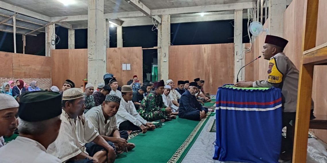 Pemerintah Desa Maos Kidul menggelar tarawih keliling kunjungi masjid LDII. Foto: LINES.