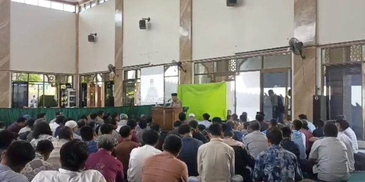 Sekitar 1.500 peserta menghadiri pengajian akbar yang dihelat DPD LDII Kabupaten Semarang. Foto: LINES.