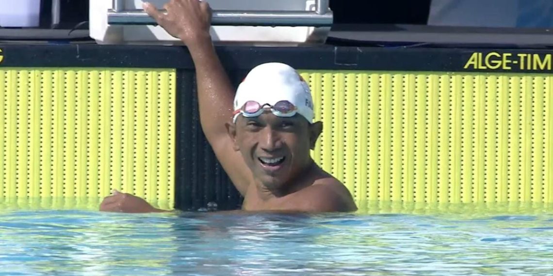 Atlet renang ASEAN Para Games asal Indonesia, Fajar Nur Hadianto memenangkan medali emas saat bertanding di Kamboja. Foto: LINES.