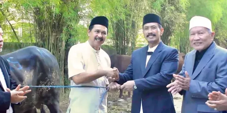 Berkurban merupakan wujud kesalehan individu dan sosial. Hal tersebut ditegaskan oleh Ketua DPW LDII Jawa Tengah, Singgih Tri Sulistiyono. Foto: LINES.