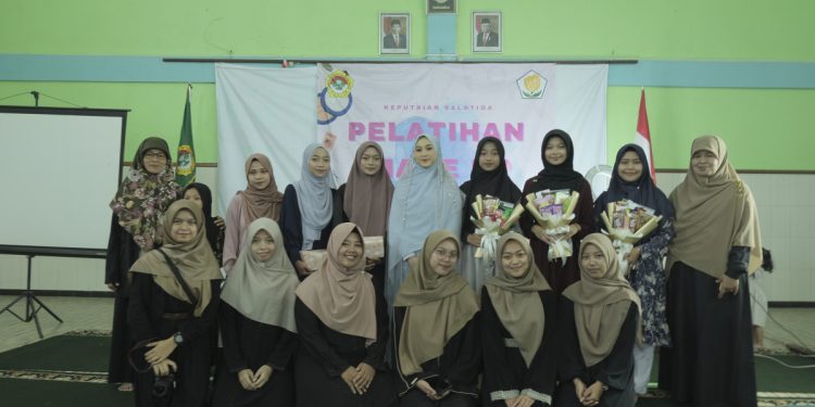 Pelatihan Makeup Salatiga