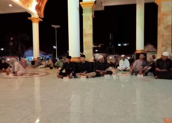 LDII Kaimana Berpartisipasi dalam Pemancangan Tiang Adat Masjid