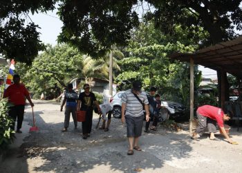 Kerja Bakti Nasional LDII LDII Gotong Royong Kerja Bakti Nasionalisme Kebangsaan Merah Putih Bersih Suci Mengepel Ngepel Solid RakernasLDII2023