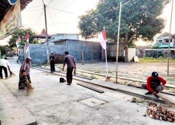 Kerja Bakti Nasional LDII LDII Gotong Royong Kerja Bakti Nasionalisme Kebangsaan Merah Putih Bersih Suci Mengepel Ngepel Solid RakernasLDII2023