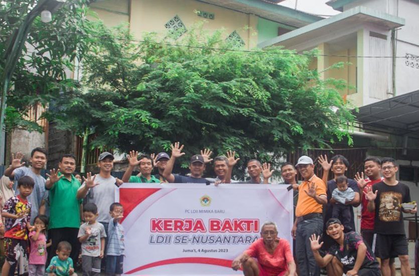 Kerja Bakti Nasional LDII LDII Gotong Royong Kerja Bakti Nasionalisme Kebangsaan Merah Putih Bersih Suci Mengepel Ngepel Solid Rakernas LDII 2023