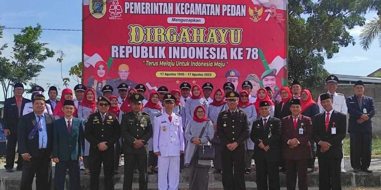 PC LDII Kecamatan Pedan mengikuti upacara peringatan Hari Ulang Tahun ke-78 Republik Indonesia (HUT RI). Upacara tersebut berlangsung di alun-alun Kecamatan Pedan, Kabupaten Klaten, Jawa Tengah. Foto: LINES.