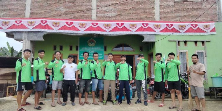 Kerja Bakti Nasional LDII LDII Gotong Royong Kerja Bakti Nasionalisme Kebangsaan Merah Putih Bersih Suci Mengepel Ngepel Solid Rakernas LDII 2023