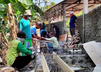 LDII Troketon dan Warga Kerja Bakti Bersama Bangun Lokasi Parkir