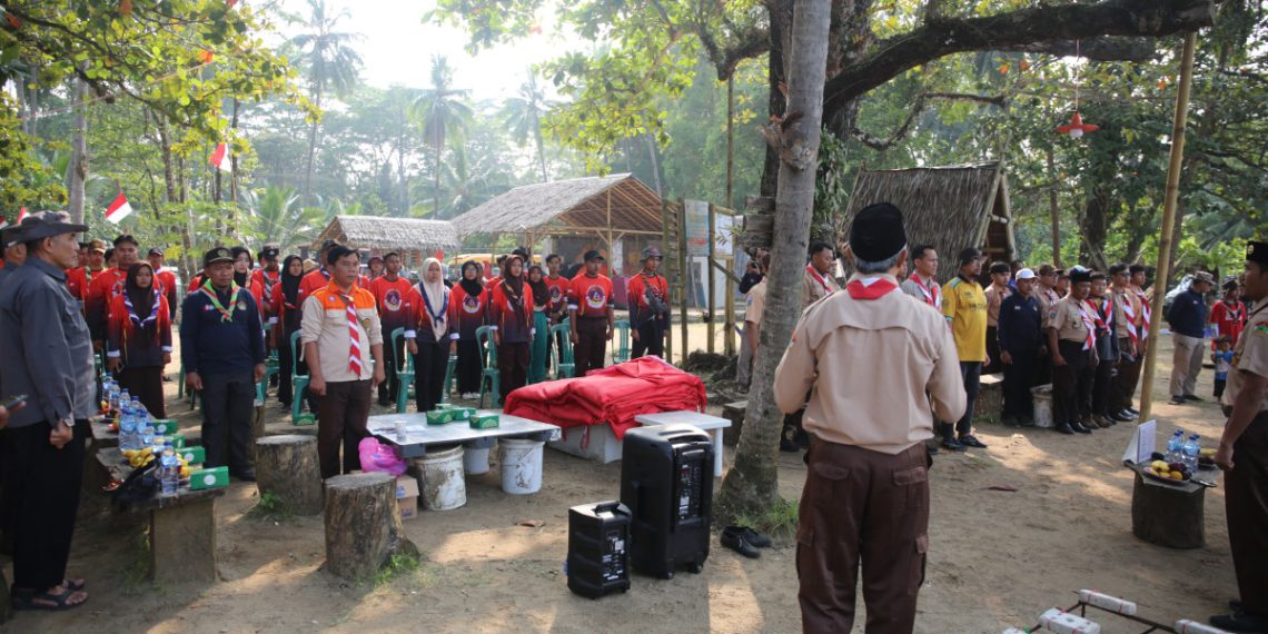 Bulan Bakti Pramuka 2023 Pengibaran Bendera Bawah Laut Bahari Sakoda SPN Banten