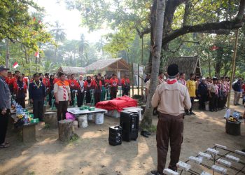 Bulan Bakti Pramuka 2023 Pengibaran Bendera Bawah Laut Bahari Sakoda SPN Banten