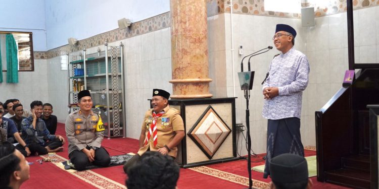 Jumat berkah, Kapolres dan Bupati Nganjuk Kunjungi Ponpes Al Ubaidah Kertosono