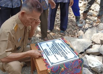 Kepala Desa Peninjauan Hadiri Peletakan Batu Pertama Masjid LDII