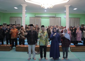 KPU goes to pesantren