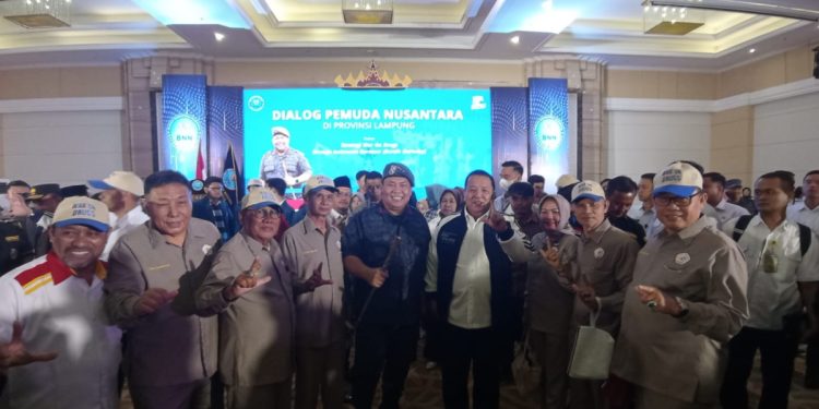 Sekretaris DPW LDII Lampung, Heri Sensustadi menghadiri “Dialog Pemuda Nusantara Badan Narkotika Nasional (BNN) RI”, di Ballroom Swissbell Hotel, Bandar Lampung. Foto: LINES.