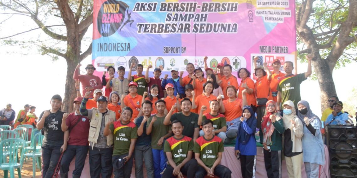 aksi bersih bersih