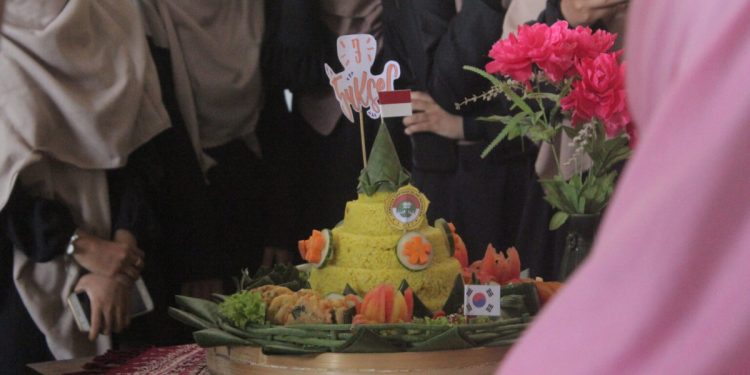 Santri PPM Ar-Royyan Yogyakarta mengikuti lomba ala master chef. Foto: LINES.
