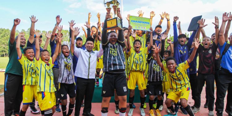 FORSGI menyelenggarakan laga puncak "Festival Piala Ketua Umum Forsgi Indonesia" di Stadion Heroik Taman Kopassus, Serang, pada Minggu (17/12). Foto: LINES.
