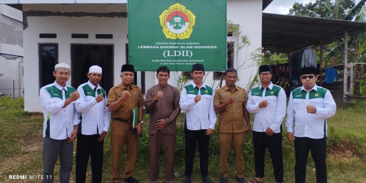 Badan Kesatuan Bangsa dan Politik (Bakesbangpol) Kuantan Singingi berkunjung ke Kantor Sekretariat DPD LDII Kuantan Singingi, Riau. Foto: LINES.