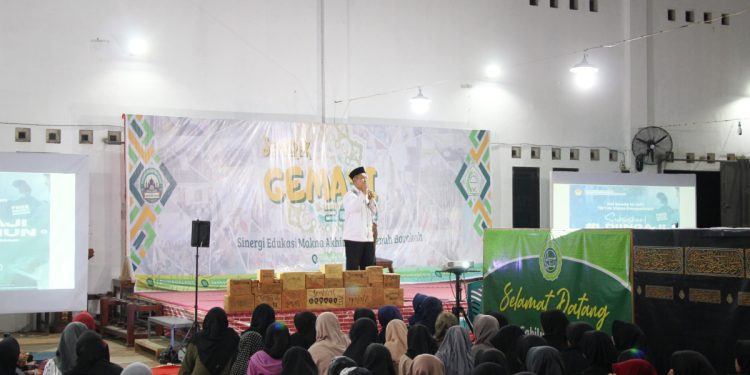 DPD LDII Kabupaten Magelang menghelat “Pengajian Akhir Tahun”, yang diikuti 500-an generasi muda, di Ponpes Sabilul Muttaqin, Magelang. Foto: LINES.