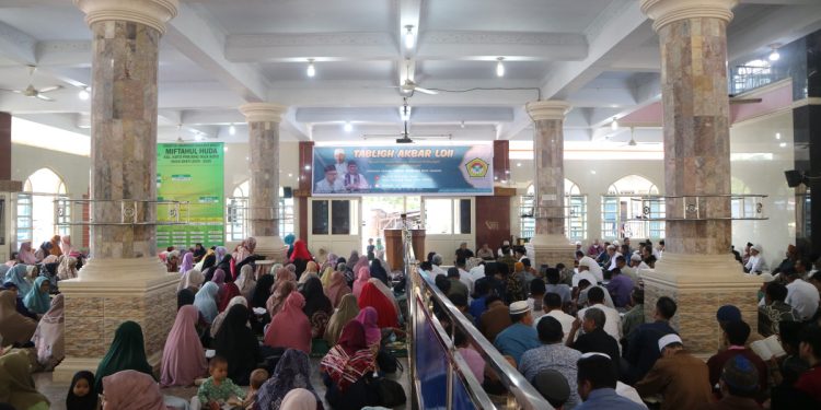 DPD LDII Kota Padang menggelar tabligh akbar bersama Majelis Ulama Indonesia (MUI) dan Wali Kota Padang. Foto: LINES.