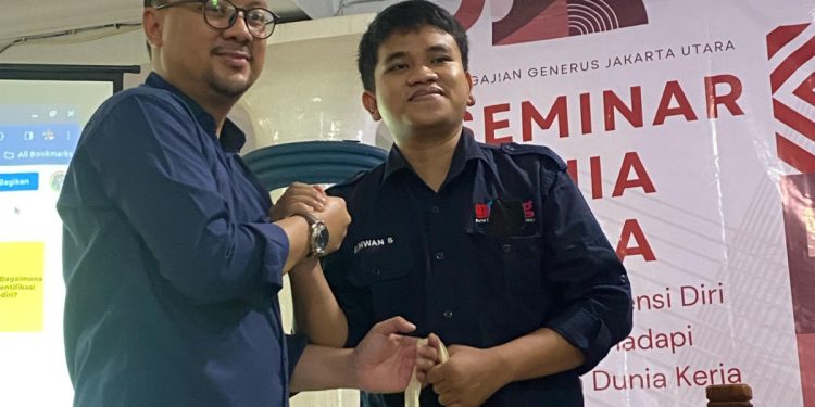DPD LDII Jakarta Utara menggelar Seminar Dunia Kerja yang bertema “Menggali Potensi Diri dalam Menghadapi Tantangan Dunia Kerja Era Digital”. Foto: LINES.