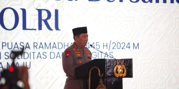 Kapolri Listyo Sigit mengatakan, hal itu merupakan kelanjutan buka puasa bersama di Istana Negara pada awal April lalu (1/4). Foto: LINES.
