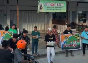 LDII Gandeng Remaja Masjid Nurul Iman Gelar Pembagian Takjil