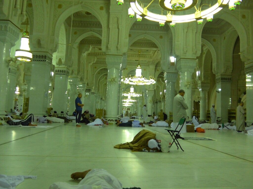 Rus ayollarining pornografik fotosuratlari galereyasi