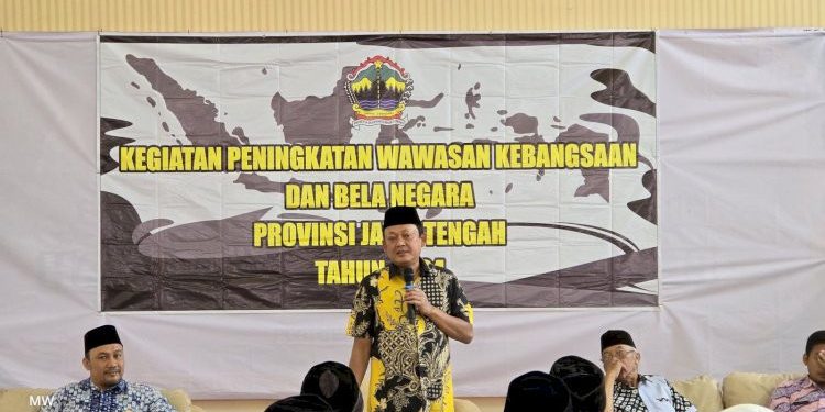 Anggota Komisi E DPRD Jawa Tengah, Mawahib, menggelar sosialisasi wawasan kebangsaan kepada ratusan warga LDII Kudus. Foto: LINES.