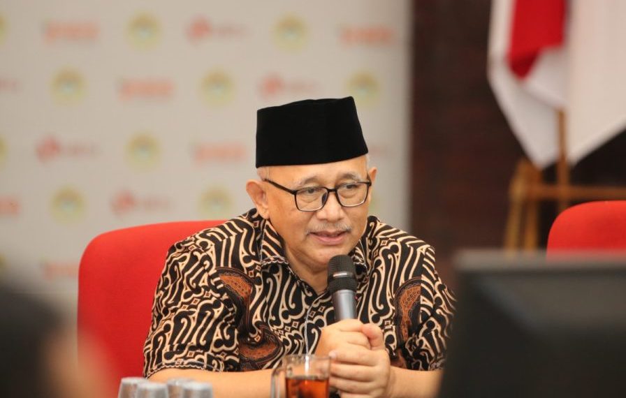 Ketua Umum DPP LDII KH Chriswanto Santoso saat ditemui di ruang kerjanya, Jakarta, pada Minggu (9/6) mengatakan, LDII melaksanakan pengamatan hilal lebih dari 100 titik di seluruh Indonesia. Foto: LINES.