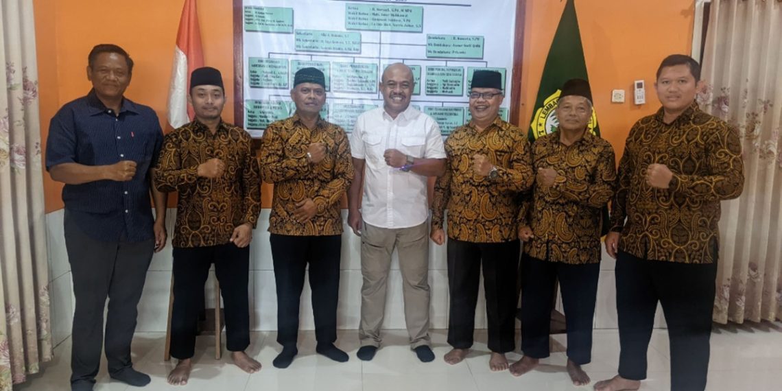 DPW LDII Papua Tengah menyambut kunjungan silaturahim dari perwakilan Kepala Badan Intelijen Negara Daerah (Kabinda) Papua Tengah, Kolonel Totok Nurcahyanto beserta staf. Foto: LINES.