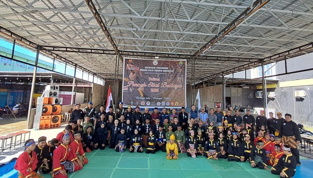 Tiga pesilat Persinas ASAD meraih Juara satu dan dua pada Festival Pencak Silat Budaya. Festival tersebut digelar oleh Asosiasi Perguruan Pencak Silat Budaya Seluruh Indonesia (APPSBI) Kabupaten Bulungan, Kalimantan Utara. Foto: LINES.