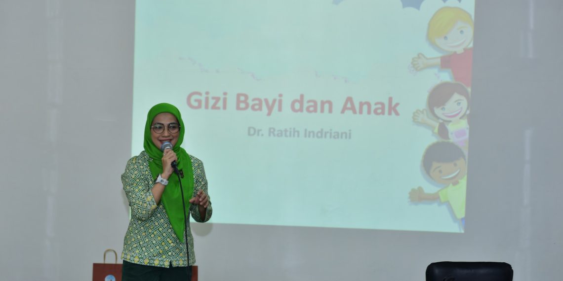 Dr. Ratih