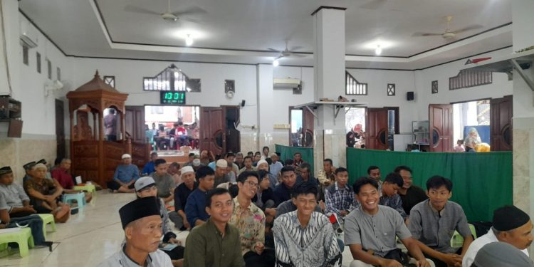 DPD LDII Manokwari menghelat pengajian umum di Masjid Al-Mubarok Fanindi, Manokwari, pada Minggu (21/7). Foto: LINES.
