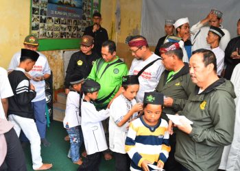 Kejagung dan LDII Salurkan Bantuan bagi Ratusan Anak Yatim dan Santri Tunarungu