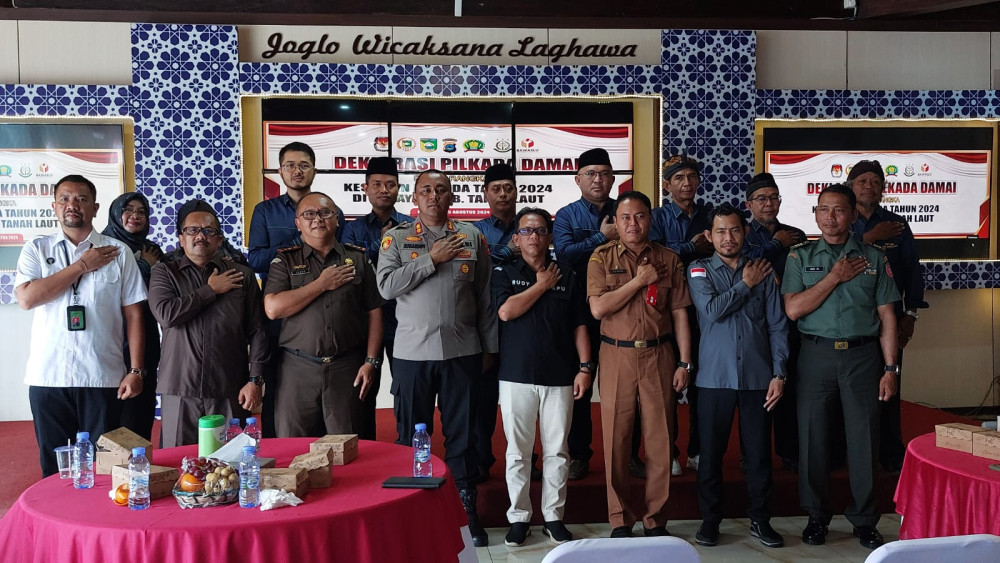 Ketua DPD LDII Tanah Laut Kalimantan Selatan, Anton Kuswoyo, menghadiri “Deklarasi Pilkada Damai 2024”, pada Senin (5/8). Foto: LINES.