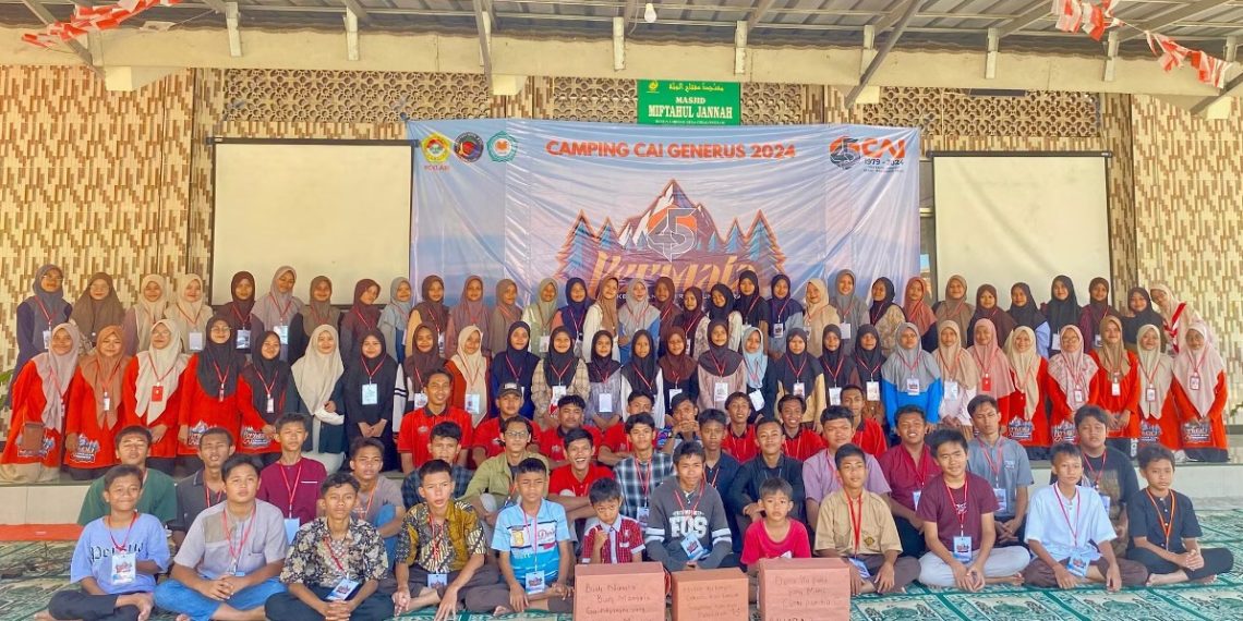 Pimpinan Cabang (PC) LDII Kecamatan Klari menghelat Perkemahan Akhir Tahun Cinta Alam Indonesia (Permata CAI) pada 7-8 September 2024, di masjid Miftahul Jannah, Karawang. Foto: LINES.