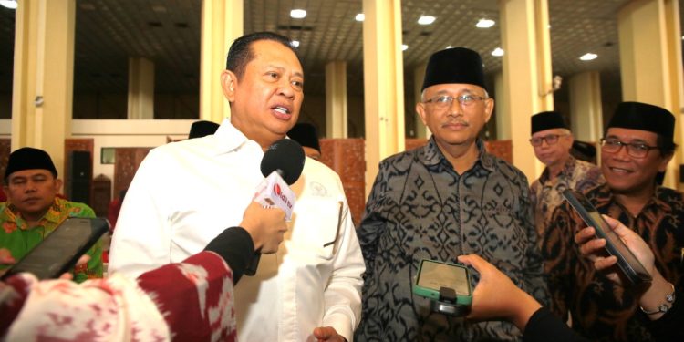 Bamsoet yang mengapresiasi kerja sama tersebut mengatakan, MPR menaruh harapan besar kepada LDII, untuk membantu memasyarakatkan nilai kebangsaan di seluruh penjuru tanah air. Foto: LINES.