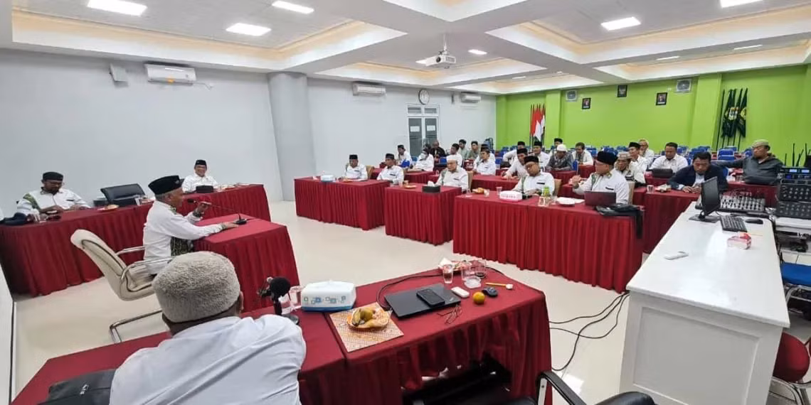 Para pengurus DPD LDII Kota Balikpapan mengadakan konsolidasi di Pondok Pesantren Bairuha, Rabu (11/9), untuk persiapan Rapat Koordinasi Nasional (Rakornas) LDII di Jakarta pada 20-22 September 2024. Foto: LINES.