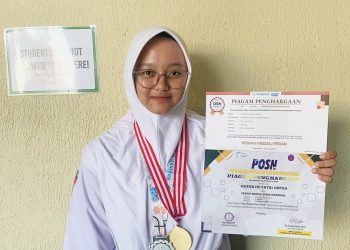 Husna Hilyatal Untsa Generasi Muda LDII Raih Medali Emas Bidang Sejarah POSN 2024
