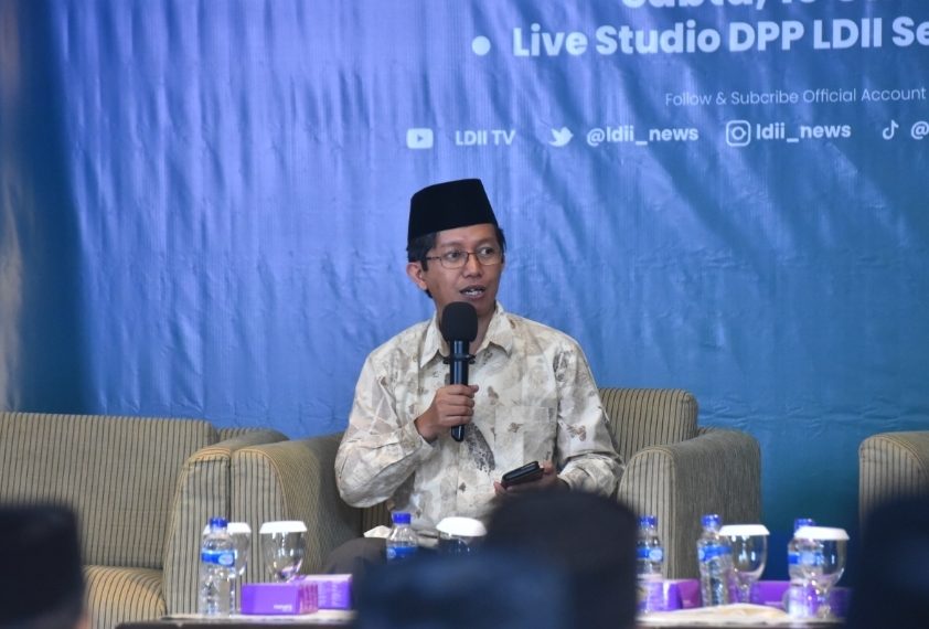 Ketua DPP LDII Bidang EPM Ardito Bhinadi menjadi narasumber Webinar Literasi Digital dan Kemandirian Keluarga. Foto: LINES.