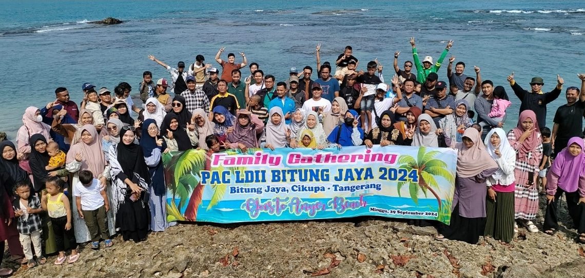 PAC LDII Bitung Jaya, Cikupa, Kabupaten Tangerang sukses menggelar Family Gathering di Pantai Palem Ciberem, Anyer, Banten. Foto: LINES.